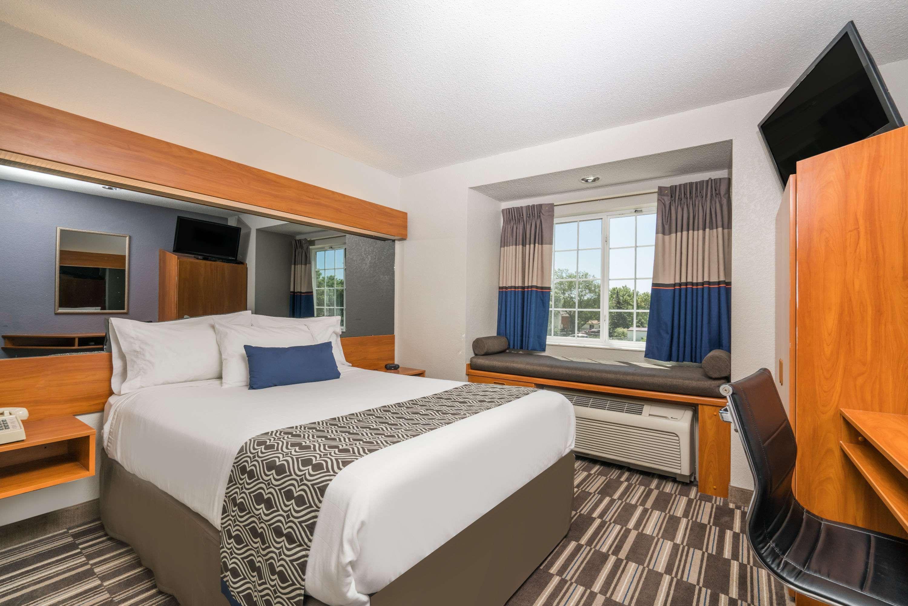 Microtel Inn & Suites By Wyndham Springfield Екстериор снимка