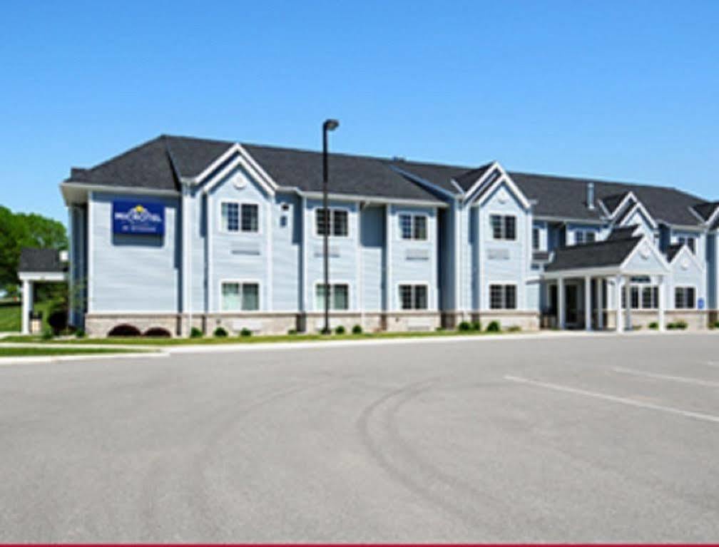 Microtel Inn & Suites By Wyndham Springfield Екстериор снимка